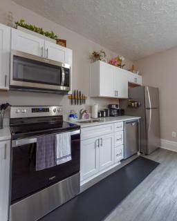 Historic 3 Bed 1 bath Near Downtown Spokane - 1