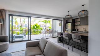 Blue Breeze Balcony - 0