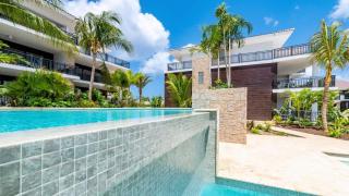 Blue Breeze Balcony - 1