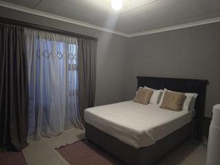 Akwaaba Fie Guesthouse - 4