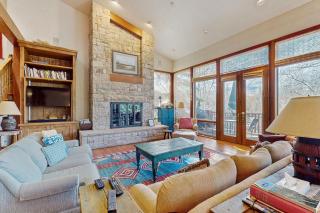 Aspen Meadows Resort 111 - 2