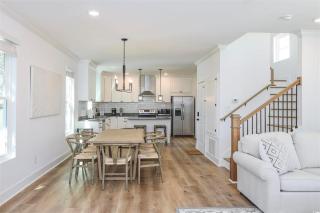 Tuscan Son - Gorgeous 5 BR Elite Beach Retreat - 3