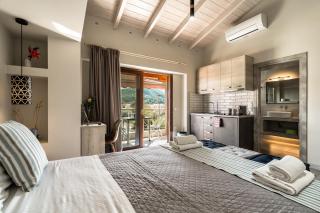 Emily Apartments - 4