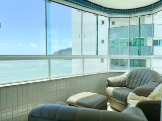 Amplo apartamento vista mar - 7