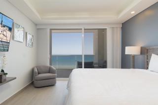 Breathtaking 2 BR 25 Bath Corner Beach Front Condominium Encantame 505 - 1