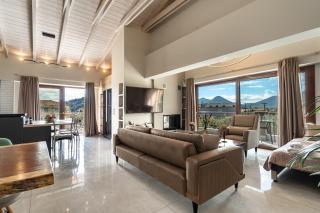 Emily Apartments - 2