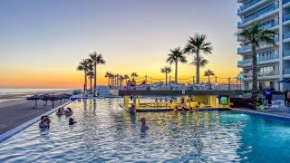 Waterfront Getaway 2 Bedroom Condo W704 - 0