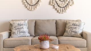 Luxurious 2 Bedroom Ground floor Condo W104 - 4