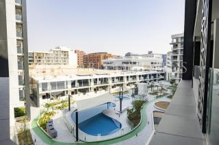 Bloomfields Elegant Pool View Stu The Gate - 0