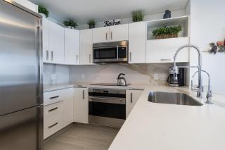 Relax and Splash in Paradise Encantame Towers C 1703 - 1