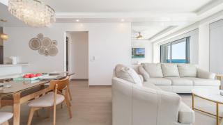 Modern 2 BR Condo at Encantame Towers Viento 2204 - 9