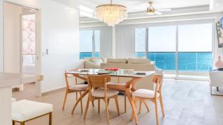Modern 2 BR Condo at Encantame Towers Viento 2204 - 5
