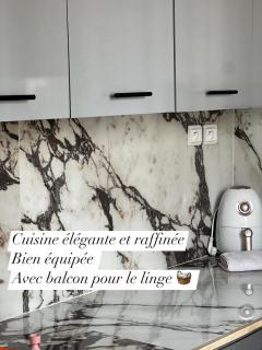 2 bedrooms, living room, security, free parking, central - 4