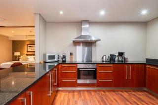 Hint of Luxury at Circa - 9