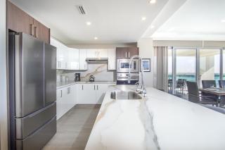 Awesome 3 bedroom condo Encantame Tower E 201 - 1