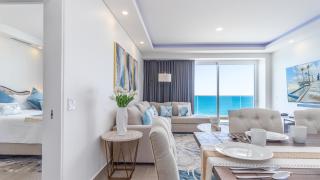 A Style Of Its Own 2 bedroom unit Encantame Viento 1202 - 5