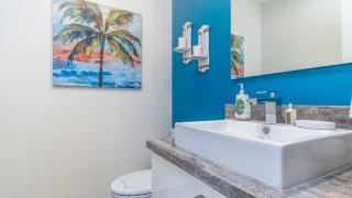 Luxury modern condo at Encantame Towers W1405 - 3