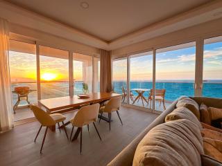 Stunning 2 bedroom Corner Beach Front Condominium Encantame C-1105 - 5