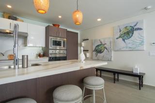 Beautiful 2 bedroom condo Encantame Tower E 802 - 2