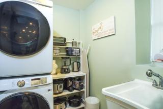 Beautiful 2 bedroom condo Encantame Tower E 802 - 1