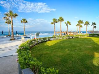 Stunning 2 bedroom Corner Beach Front Condominium Encantame C-1105 - 0