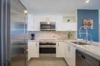 Stay in Luxury/Splash in New Lazy River this Winter Encanatame Towers 903 - 4