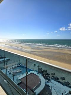 Beautiful 2 bedroom Corner Beach Front Condominium Encantame Velero 905 - 5