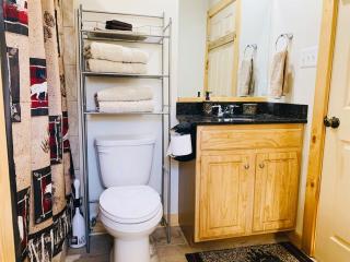 Eaglet Cabin near the Shenandoah River - 6