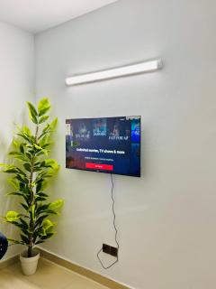 Modern 2BR Apartment, Diamond Mall & Residencia - 8