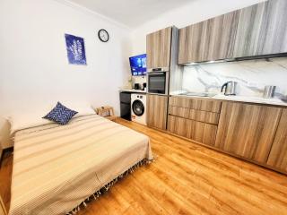 Genova Nervi - 5 minuti dal porticciolo e alla Passeggiata Anita Garibaldi - Vicino alla Fermata dell'Autobus e la Stazione Ferroviaria - 5