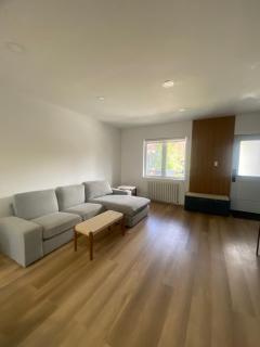 Entire Place in Downtown 2 Bedroom Basement Suite - 7