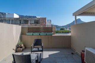 City Light & Mountain Sight - 1