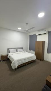 غرف فندقية راقية في شارع الموج - موقع مميز - 3