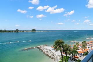 2 Bedroom Beachfront Condo on Clearwater Beach - 8