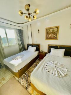 Moonlight golf view - 4