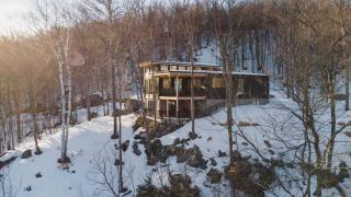 Twin Cottages with Mountain & Lake View - 0
