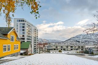 Aurora City Center Suite - City & Mountain View - 4