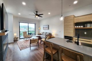 New Townhome! Hot Tub! Dog Friendly! Short Walk to Beach! Northern Lights - 9