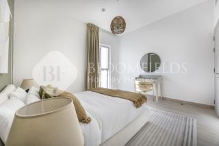 Bloomfields Stunning 1Br in Water Edge - 5