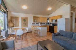 Mackenzie Beach Resort - 7