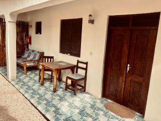 Privates Apartment mit Klimaanlage und Pool in Strandnähe - 2