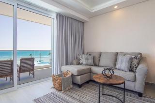 Cozy beach front getaway Encantame Towers E304 - 7