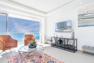 Amazing 2 bedroom Beach Front Condominium at Encantame C1102 - 7