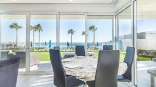 New and Amazing 3 bedroom Ground Floor Corner Beach Front Encantame C-101 - 8