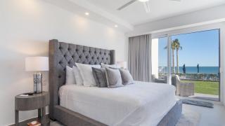 New and Amazing 3 bedroom Ground Floor Corner Beach Front Encantame C-101 - 3