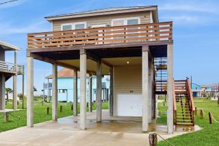 Amazing Gulf Views Steps to Beach Family Fun - 4