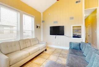 Amazing Gulf Views Steps to Beach Family Fun - 1