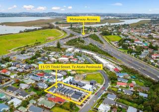 Private One-Bedroom Townhouse Cosy & Stylish - 6