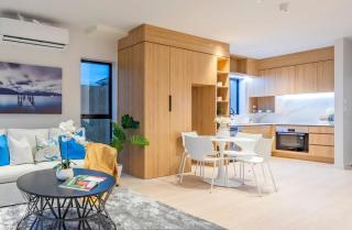 Private One-Bedroom Townhouse Cosy & Stylish - 1