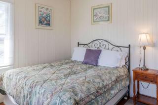 2 Streets to the Beach Game Room BBQ & Firepit - 6